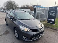 Gebraucht Toyota Verso 147 PS (108 kW) 2015 Grau Van / Kleinbus