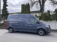 Używany Mercedes Sprinter 150 KM (110 kW) 2022 Niebieski Van