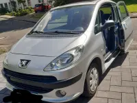 Gebraucht Peugeot 1007 Filou 68 PS (50 kW) 2006 Silber Van / Kleinbus