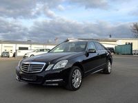 Gebraucht Mercedes E350 Avantgarde 265 PS (194 kW) 2011 Schwarz Limousine