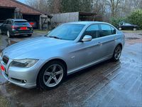 Gebraucht BMW 325 218 PS (160 kW) 2009 Silber Limousine