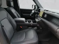 Gebraucht Land Rover Defender HSE Dynamic 200 PS (147 kW) 2024 Grau SUV