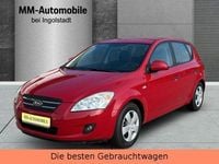 Usado Kia Ceed 109 HP (80 kW) 2009 Vermelho Citadino