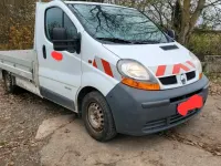 Usata Renault Trafic 101 CV (74 kW) 2006 Bianco Monovolume