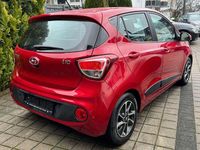 Gebraucht Hyundai i10 87 PS (63 kW) 2018 Rot Kleinwagen