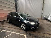Gebraucht Opel Astra 110 PS (80 kW) 2016 Grün Kombi