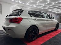 Gebraucht BMW 118 Sport Line 136 PS (100 kW) 2018 Weiß Kleinwagen