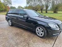 Usata Mercedes E200 184 CV (135 kW) 2011 Nero Station wagon