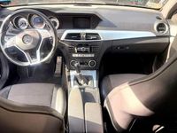 Gebraucht Mercedes C180 156 PS (114 kW) 2012 Andere farben Coupé