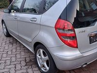Gebraucht Mercedes A180 Elegance 109 PS (80 kW) 2006 Silber Van / Kleinbus