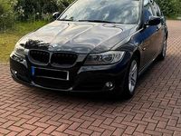 Gebraucht BMW 318 M Sport 143 PS (105 kW) 2010 Schwarz Limousine
