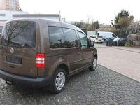Gebraucht VW Caddy Trendline 140 PS (102 kW) 2012 Toffeebraun metallic Van / Kleinbus
