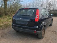 Gebraucht Ford Fiesta 69 PS (50 kW) 2006 Blau Kleinwagen