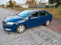 Gebraucht Skoda Rapid Ambition 105 PS (77 kW) 2012 Blau Kleinwagen