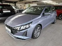 Neu Hyundai i20 Trend 101 PS (74 kW) 2025 Meta blue (blau) Kleinwagen
