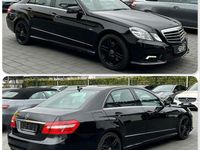 Gebraucht Mercedes E250 AMG line 270 PS (198 kW) 2011 Schwarz Limousine