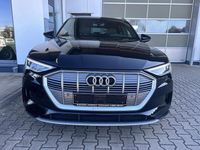 Gebraucht Audi e-tron Advanced 300 kW (408 PS) 2023 Mythosschwarz metallic SUV