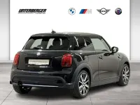Używany Mini Cooper 136 KM (100 kW) 2023 Czarny Hatchback