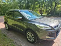Usado Ford Kuga Titanium 182 HP (133 kW) 2016 Cinzento SUV