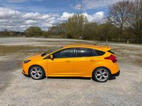 Gebraucht Ford Focus ST 250 PS (183 kW) 2014 Gelb Limousine