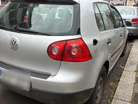 Gebraucht VW Golf V 75 PS (55 kW) 2005 Silber Kleinwagen