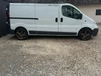 Gebraucht Opel Vivaro 115 PS (84 kW) 2012 Weiß Van / Kleinbus