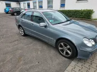 Gebraucht Mercedes C200 163 PS (119 kW) 2005 Blau Limousine