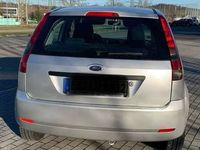 gebraucht Ford Fiesta 1.3