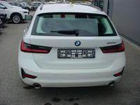 Gebraucht BMW 320 190 PS (139 kW) 2021 Weiß Kombi