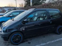 Usata Renault Twingo Initiale 58 CV (42 kW) 2002 Blu Utilitaria