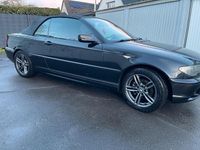 Gebraucht BMW 320 Cabriolet 150 PS (110 kW) 2005 Schwarz Cabrio