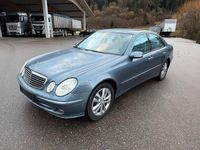 Gebraucht Mercedes E280 190 PS (139 kW) 2006 Blau Limousine