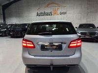 Gebraucht Mercedes B180 122 PS (89 kW) 2018 Silber Van / Kleinbus