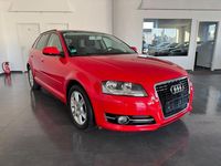 Gebraucht Audi A3 Attraction 102 PS (75 kW) 2010 Rot Kleinwagen