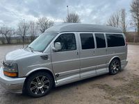 Gebraucht Chevrolet Express SE 305 PS (224 kW) 2011 Silber Van / Kleinbus