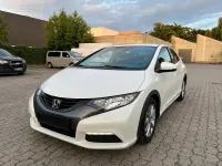 Gebraucht Honda Civic 140 PS (102 kW) 2014 Weiß Limousine