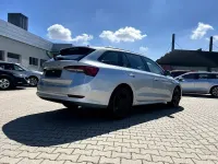 Gebraucht Skoda Octavia Ambition 150 PS (110 kW) 2022 Brilliant silber (metallic) Kombi
