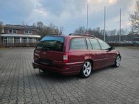 Gebraucht Opel Omega 170 PS (125 kW) 2000 Rot Kombi