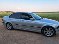 gebraucht BMW 320 i -