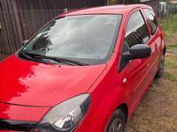 Gebraucht Renault Twingo Dynamique 75 PS (55 kW) 2013 Rot Kleinwagen