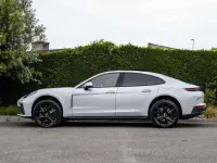 Gebraucht Porsche Panamera 4 470 PS (345 kW) 2025 Grau Kleinwagen