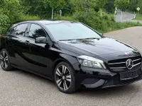 Gebraucht Mercedes A180 Urban 122 PS (89 kW) 2015 Schwarz Kleinwagen