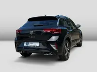 Gebraucht VW T-Roc R-line 150 PS (110 kW) 2023 Deep black perleffekt SUV
