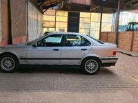 Second-hand BMW 323 170 CP (125 kW) 1998 Argintiu Berlinǎ