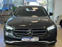 Gebraucht Mercedes E300 306 PS (225 kW) 2023 Grau Kombi