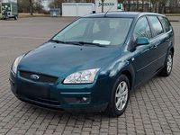 Gebraucht Ford Focus Style 120 PS (88 kW) 2007 Grün Kombi