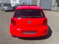 Gebraucht VW Polo Trendline 75 PS (55 kW) 2011 Rot Kleinwagen