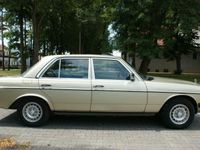 gebraucht Mercedes 230 w123 -- 80500 km