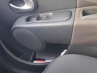 Second-hand Renault Modus 75 CP (55 kW) 2008 Albastru Monovolum