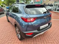 Gebraucht Kia Stonic Vision 120 PS (88 kW) 2019 Blau SUV